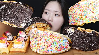 MUKBANG BIG WHIPPED CREAM WAFFLES🥞 OREO CREAM WAFFLE FINGER FOOD AMERICANO REAL SOUND