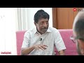 doesn t he have something else to do mohanlal asked sreenivasan about prem nazir and mohanlal