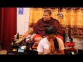 how to wai bow and make an offerring to a thai buddhist monk