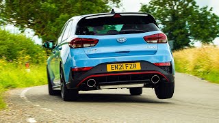 Hyundai i30 N review with 0-60mph & brake test!