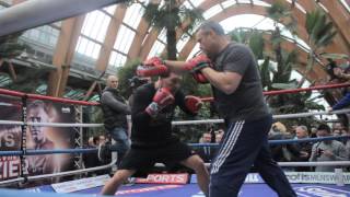 Kevin Bizier works on the pads before challenging Kell Brook (Video: Raphael Baker)