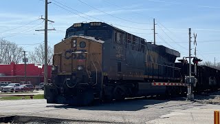 CSX 927 Comes to a Stop Over the Northline Rd. Crossing In Romulus, MI (4/11/23)