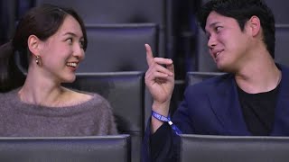 「大谷さんが指輪してる～」　シーズンと違う左手の変化に日本人興奮　真美子夫人とNBA観戦…並んで大笑い