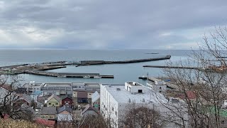 Short hike to the lighthouse with scenic views in Urakawa seaport #hokkaido