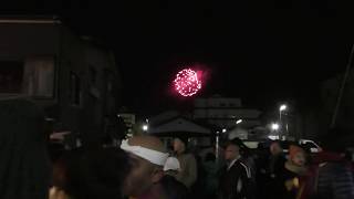 建物の隙間から一瞬花火！　秩父夜祭2018宵宮　00291