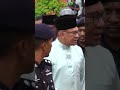 PM Anwar, Zahid ziarah keluarga mangsa di HTAR #majoritiofficial #shorts  #elmina