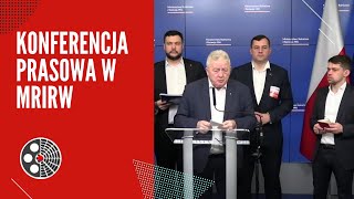Konferencja prasowa ministra RiRW Czesława Siekierskiego z udziałem wiceministrów RiRW
