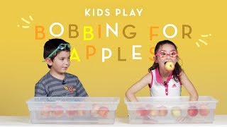 Kids Play Bobbing for Apples | Kids Play | HiHo Kids