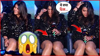 Ekta Kapoor Adjusting Her P@NTY Infront Of Media | OMG !! 😱 Ekta Kapoor Uncomfortable Dress !