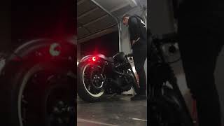 RSD Slant 2 into 1 Exhaust on Harley Iron 883