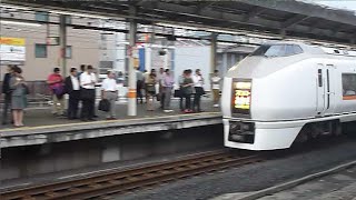 651系1000番台高崎線特急スワローあかぎ 赤羽駅発車