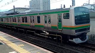 E231系1000番台S-26編成+U520編成小田原駅5番線発車シーン