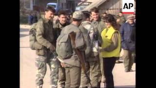 BOSNIA: SERBS DISCUSS POSSIBILITY OF ALL OUT WAR