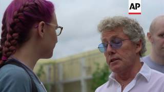 The Who's Roger Daltrey visits teen cancer patients