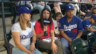 LAD@NYM: Urias' parents on watching son's debut