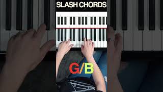 How To Play Slash Chords?? 🎹🤔 (60 Sec Piano Lesson) #Shorts