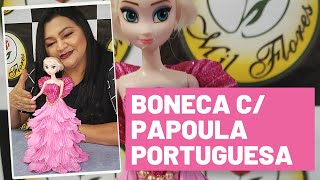 BONECA VESTIDA COM PÉTALAS DA PAPOULA PORTUGUESA