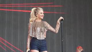 Kelsea Ballerini - This Feeling (The Chainsmokers Cover) (HD) - Hyde Park - 15.0