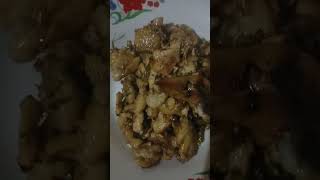 ឆាគល់ស្លឹកគ្រៃសាច់មាន់#shorts #shortsfood