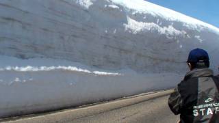 立山・雪の大谷ウォーク