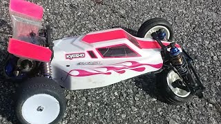 Kyosho Ultima RB5 3s run and crash