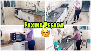 FAXINA PESADA NA COZINHA.