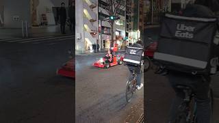 排気ガスを撒き散らすストリートカートと逆走ウーバー A fuming street cart and a wrong-way Uber 2024年12月 #shibuya  #mariokart