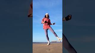 Winter Beach Shuffle #shuffledance #shufflesteps #cuttingshapes #learntoshuffle