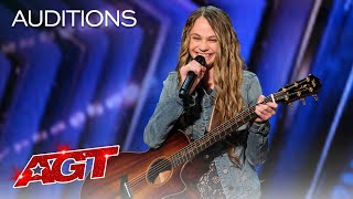 Teenager Kenadi Dodds Impresses Judges with an Original Country Song - America's Got Talent 2020