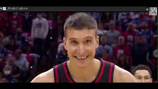 Bogdan Bogdanovic with the goofy smile during the break to commercial