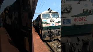 Sounds of EMD GOC WDP4D #indianrailways | #railway #locomotive #ytshorts #shorts