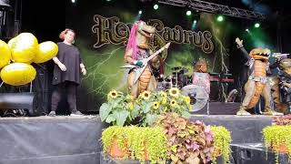 Hevisaurus - Tahdon Maitoo (Live  At Ylisfestarit 2019)