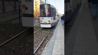 Tramvaiul V3A-CH-PPC #131 intrând în stația “Orșova” pe linia 41