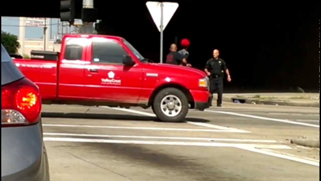 Kid Tries To Run From Cops Youtube