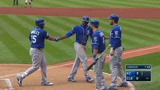 KC@CLE: Morales belts a three-run homer to right