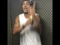 MC Livinho - Novinha Do Bundão (DJ LK) Já Tá Na Gr6 Em !!