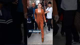 Street Fashion of Selena Gomez❤️❤️|Selena Gomez Fashion Style-MI Fashion