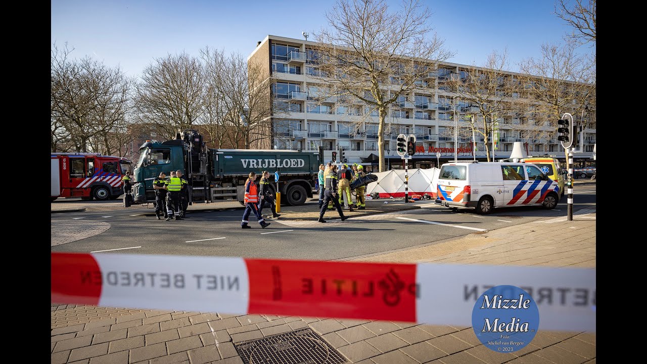 Vrouw Ernstig Gewond Bij Ongeval Met Vrachtwagen Marsmanplein In ...