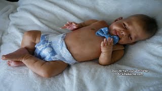 unboxing silicone baby