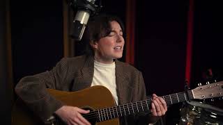 Amy Jay – "Margins" (Live Studio Session)