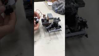 テオヤンセン機構を用いた歩行ロボット(?)をレゴベースで作ってみた