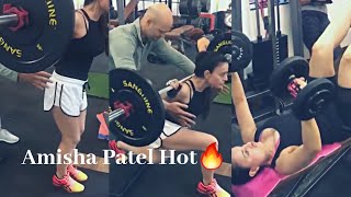 Amisha patel | Amisha patel hot | hot yoga | workout on | amisha patel songs