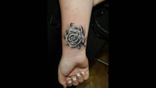 10 Beautiful Flower Tattoos for Your Wrist Pretty Designs