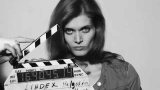 MALGOSIA BELA  Secrets