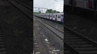 #12125 #pragati #express #overtakes #mumbailocal #irfca #centralrailway #vistadomecoach #lhb #wcam2