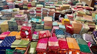 पूरे भारत में यहां से साडीयों का माल जाता हैं। Saree Wholesale Market #saree #suratsaree #wholesale