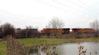 BNSF#6560 Grain Train with a Santa Fe Warbonnet Stopped at Route 59, IL \u0026 Metra Train Passing