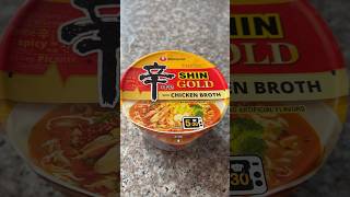 💛 nongshim shin gold with chicken broth #instantnoodles #asmr #asmrsounds #nongshim