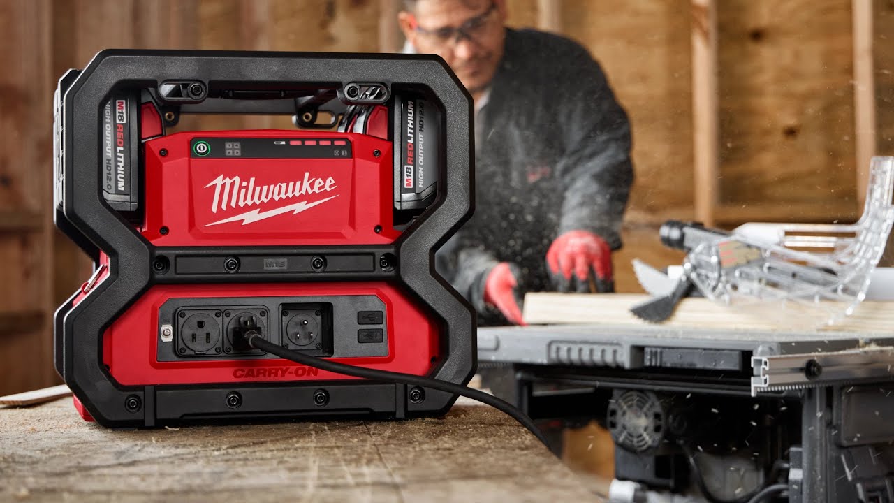 Milwaukee M18 CARRY ON 3600W/1800W Power Supply [2845-20] - YouTube