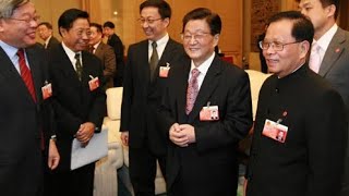 2007年3月7日，中共中央政治局常委、国务院副总理黄菊参加十届全国人大五次会议上海代表团审议。